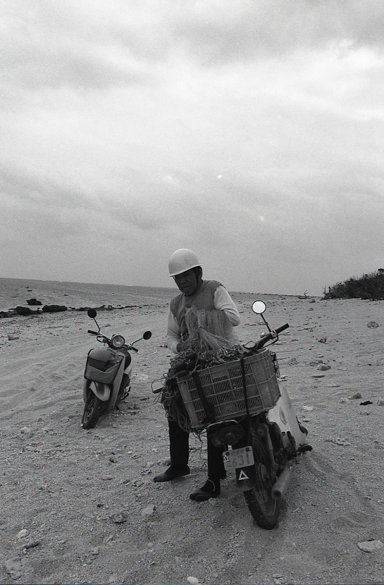 12-027-0004 12-027-0004